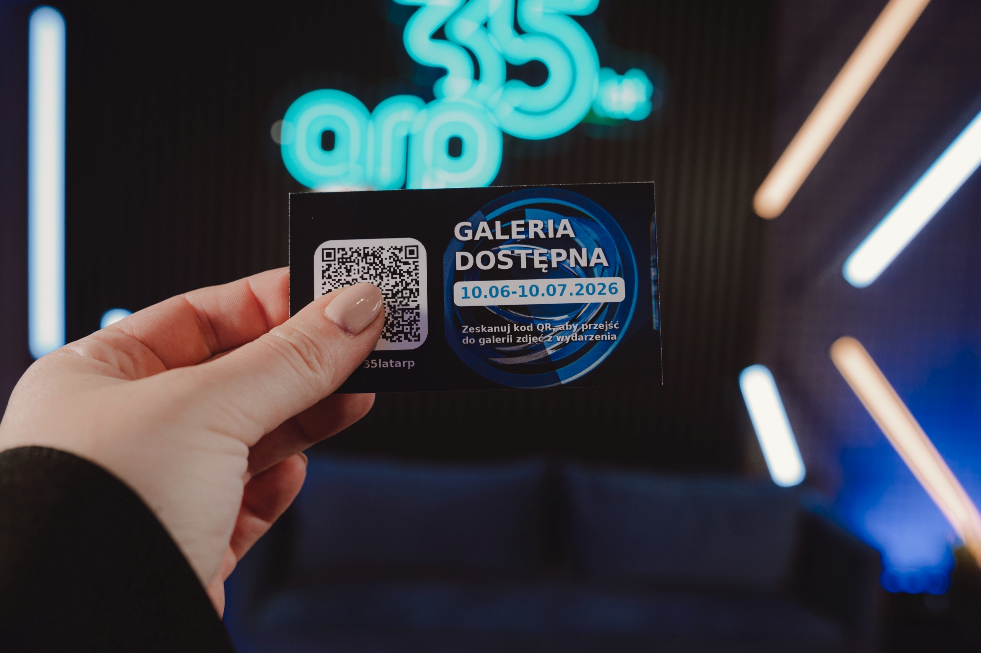 Karty z kodem QR do galerii